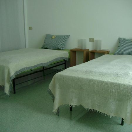 B&B Il Grotto Bevagna Habitación foto