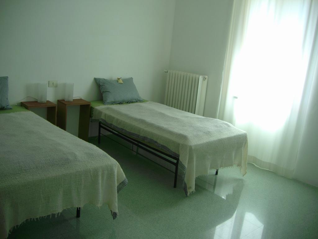 B&B Il Grotto Bevagna Habitación foto